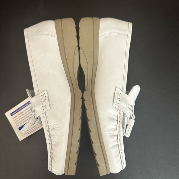 Dr. Scholl's Gel Pac Loafers White Leather Women's Slip On Tassels 8.5W READ - Picture 7 of 10